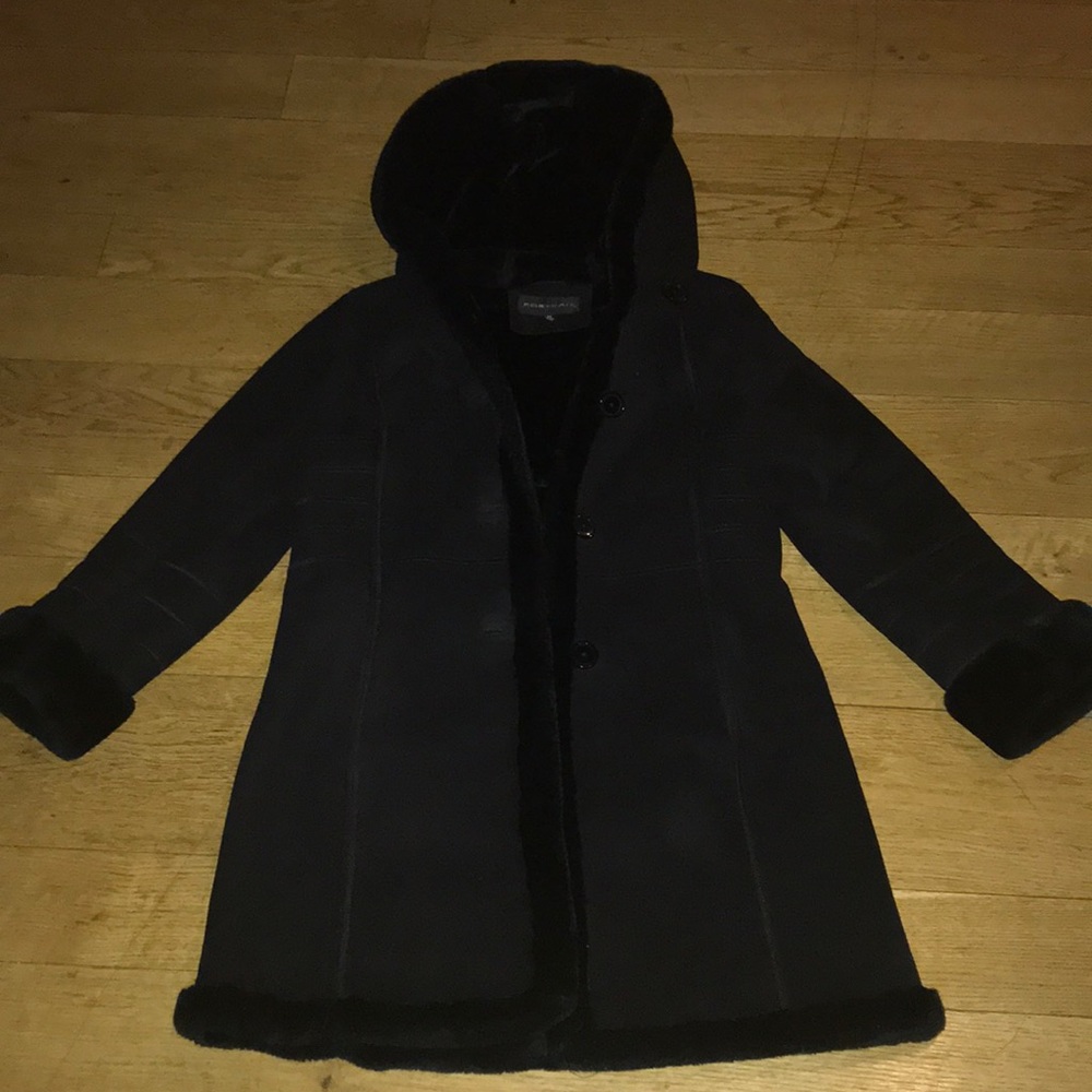 Very warm hooded black coat